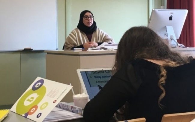 Hanan Ben Rhouma, editora de Saphir News, parla de joves, islam i diversitat religiosa a França