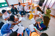 Jóvenes de todo el Mediterráneo trabajan en Túnez para la justicia global